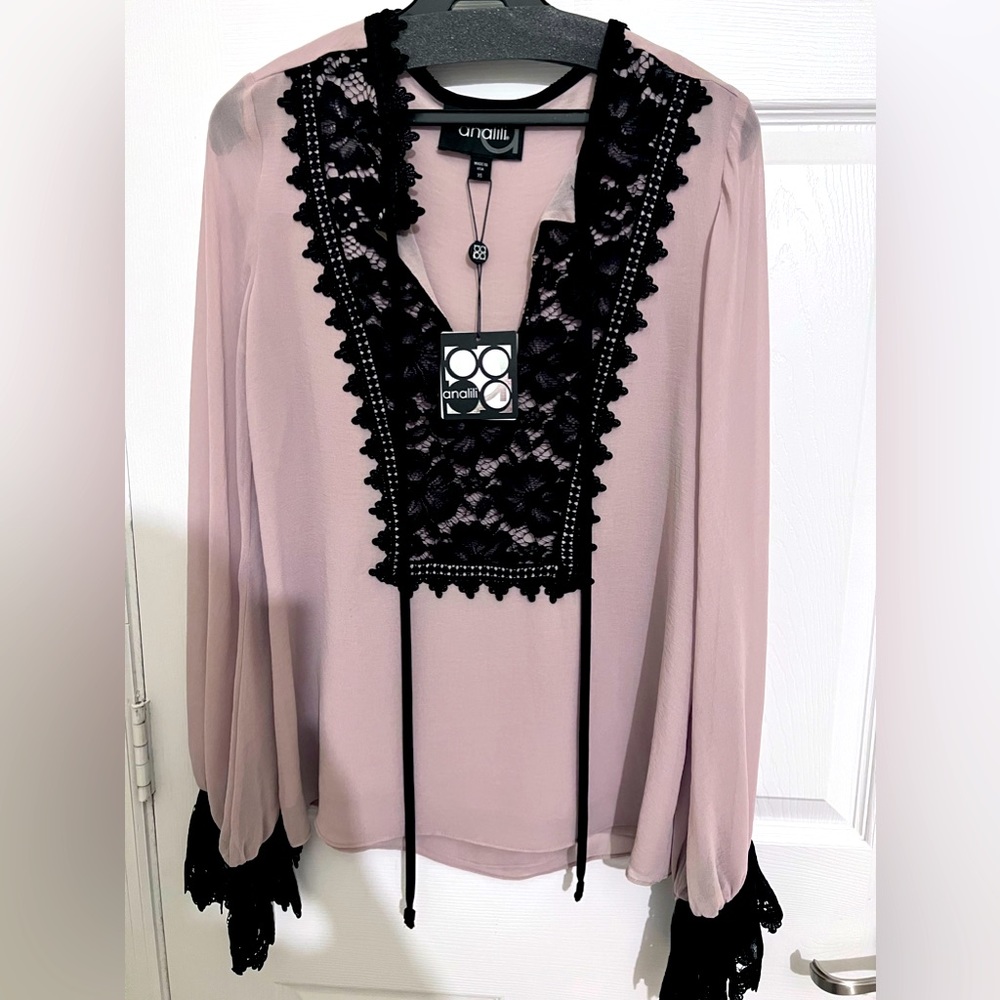 Analili XS Blouse NWT